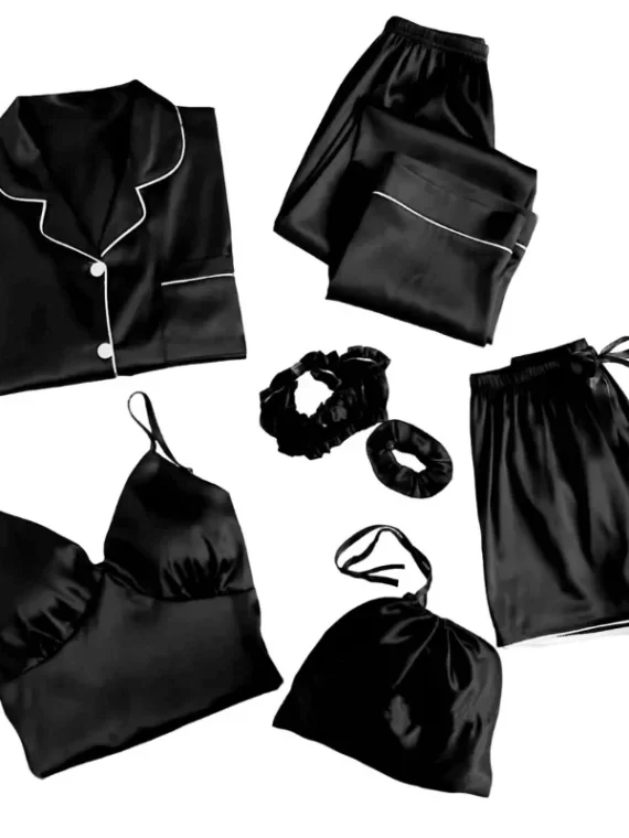 Seven Piece Sleepwear Set!
