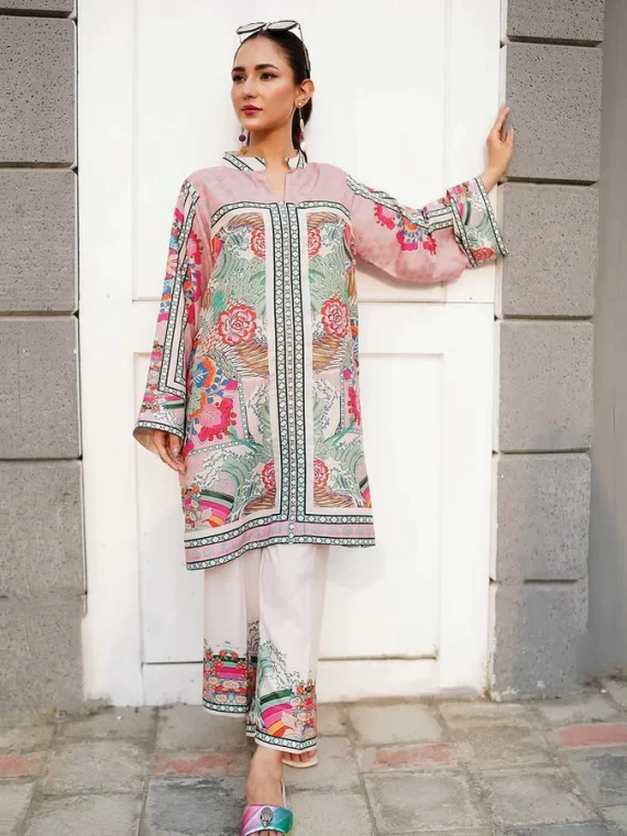 Stylish Pastel Pink Floral Ensemble